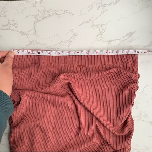 Sundry For Evereve Womens Soleil Ruched Ribbed Mini Skirt Mauve Pink | Medium - Picture 5 of 6